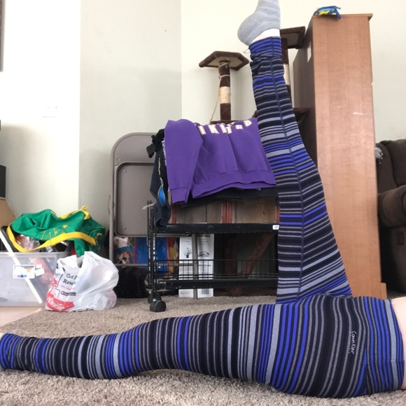 ‼️2 for $20‼️ Calvin Klein striped leggings - Picture 8 of 16